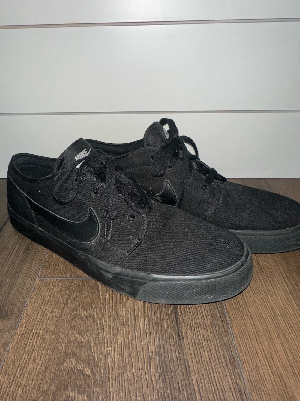 Nike All-Black Low-Top Canvas Sneakers